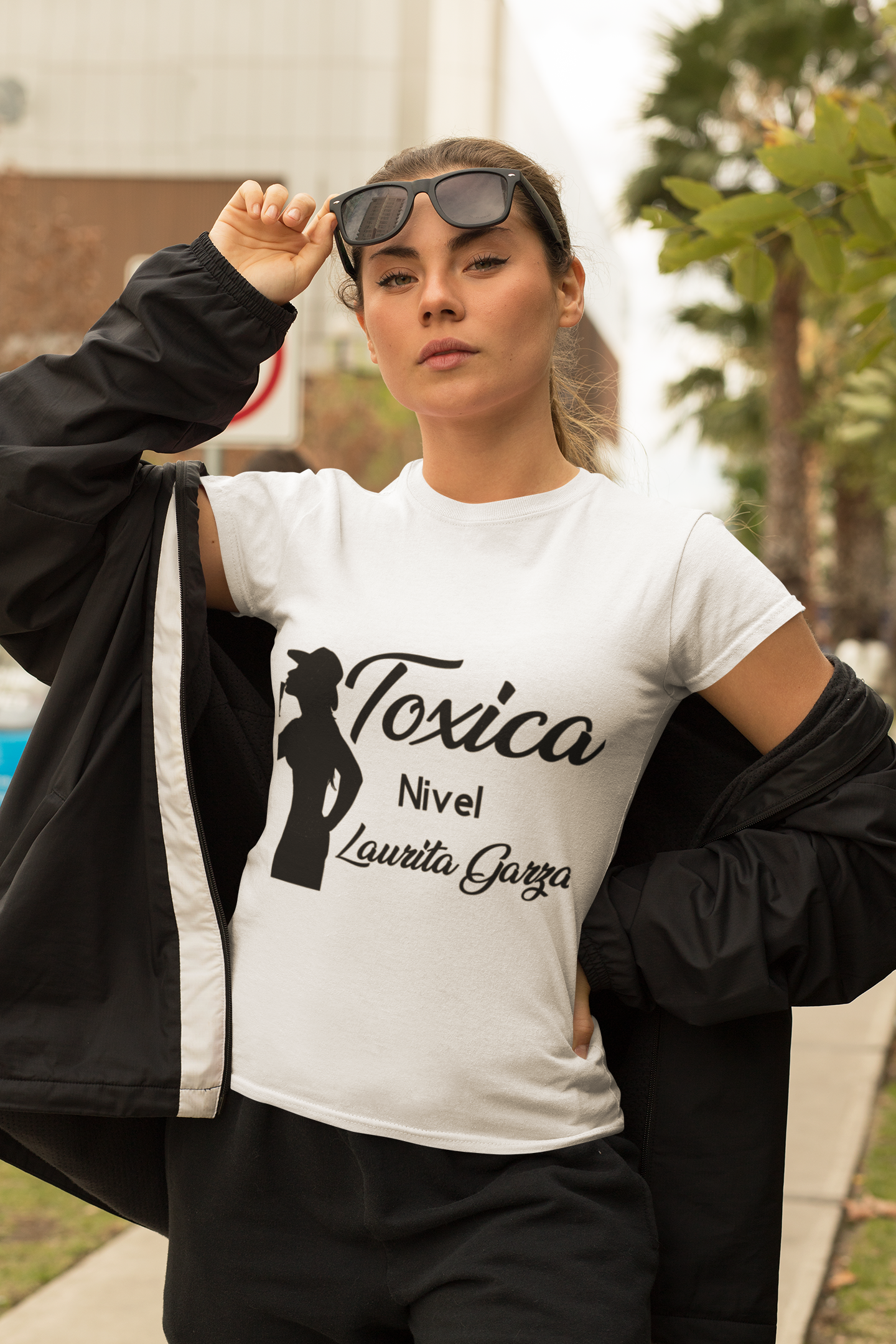 Black T-Shirt - Laurita Garza